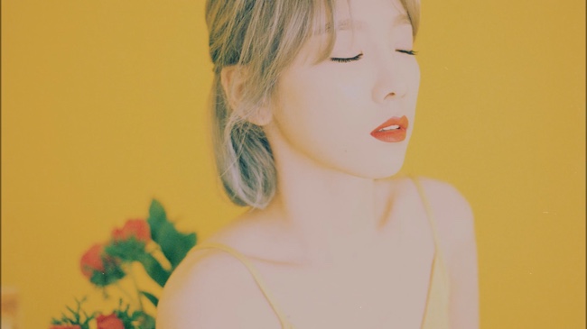  혹시 그때 진작 우리 멈췄더라면  더 좋았을지도 몰라 / 태연 - When I Was Young