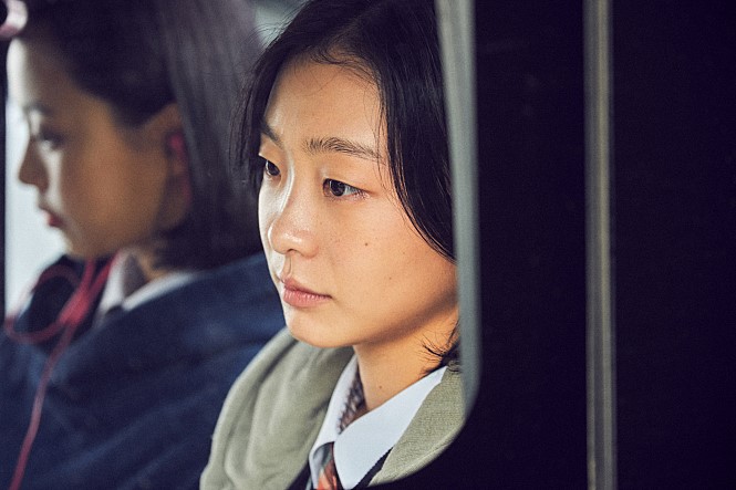  영화 <마녀> 후기, 강렬하고 신선한 한국 영화의 장르 개척