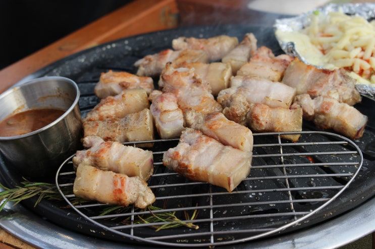  애월,곽지 흑돼지 민식이네 돌담길괴기집