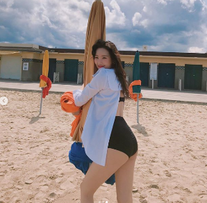  선미 수영복 화보 화제가 되는 이유는?