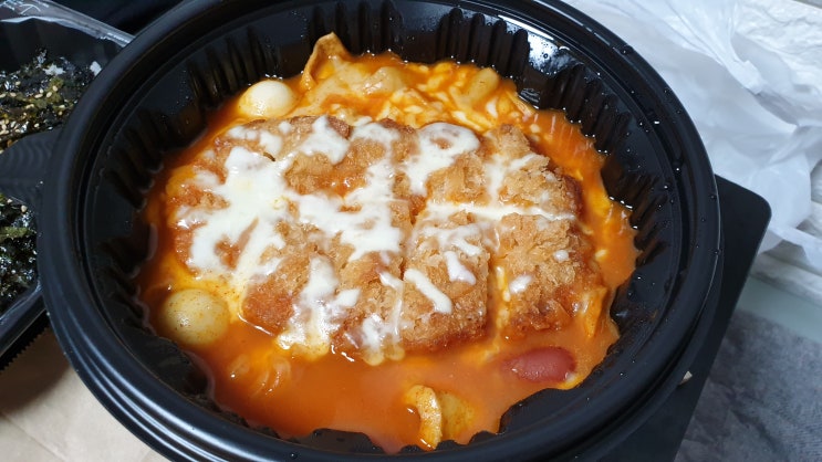  오빠들이만든떡볶이 오떡 송파 본점, 신메뉴 돈까스 토핑!