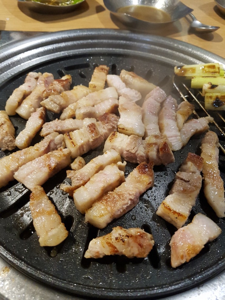  비오는날 삼결살 먹으러 강동구 맛집 '3번지 고기집'으로 가자!^^