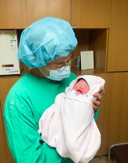 최필립 아빠됐다 나이 결혼 부인 아내