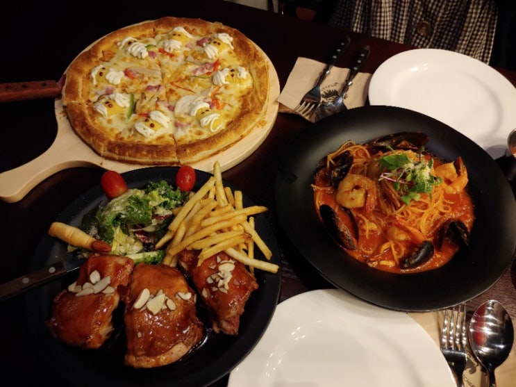  명동맛집추천/마녀주방, 할로윈 컨셉 레스토랑