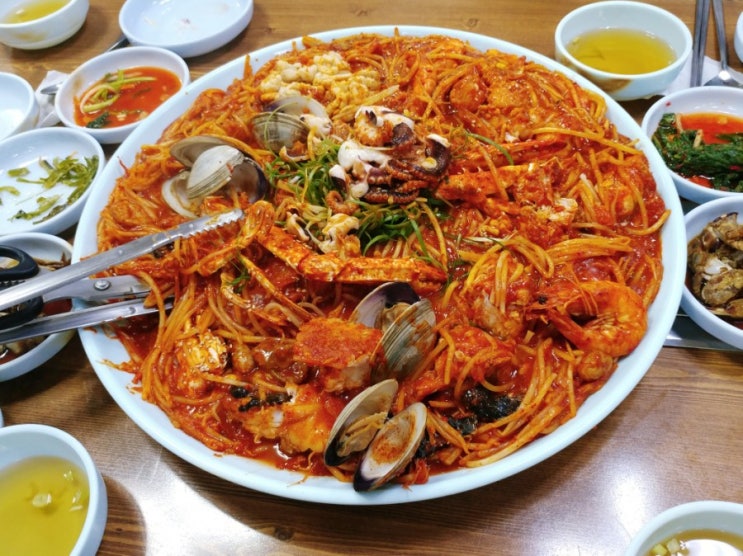  인천 연안부두 맛집 <해변식당>의 푸짐한 해물찜