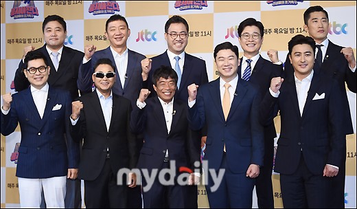 '뭉쳐야찬다' 김성주 "첫 방송 후 반응, '미스트롯'과 비슷해" '뭉쳐야찬다' 김성주 "첫 방송 후 반응, '미스트롯'과 비슷해"
