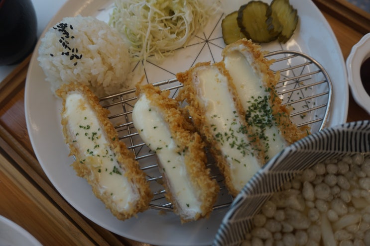  수원정자동돈까스맛집 :: 친구정