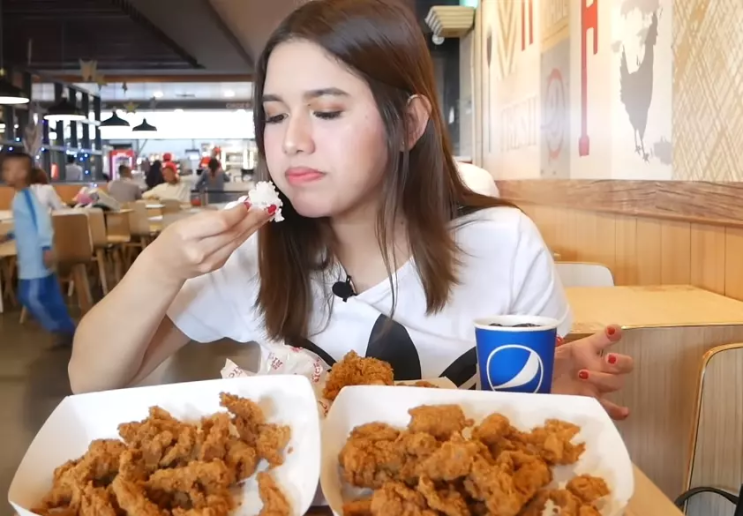  [KFC 닭껍질 튀김] 6개지점 한정 출시!!! 가격과 후기 알려드림