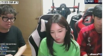 여성 BJ 보고 3번 했다 BJ 감스트 외질혜 NS남순, 성희롱 논란? 여성 BJ 보고 3번 했다 BJ 감스트 외질혜 NS남순, 성희롱 논란?