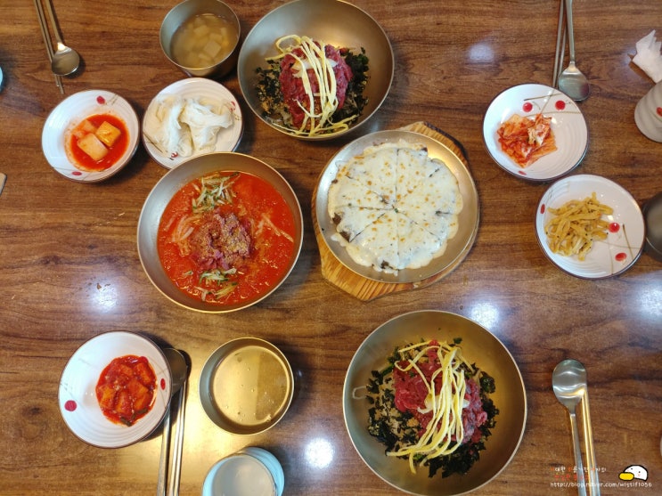  경주 꼭 가봐야 할 맛집 90년 전통 함양집 한우물회&육회비빔밥