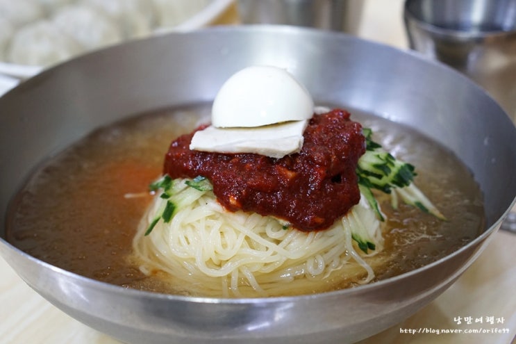  부산시청 맛집 현지인이 사랑한 거제리 소문난가야밀면!