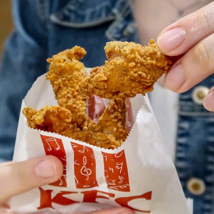  KFC 닭껍질튀김 한정판매 / 판매하는 지점 /  Chicken Skin
