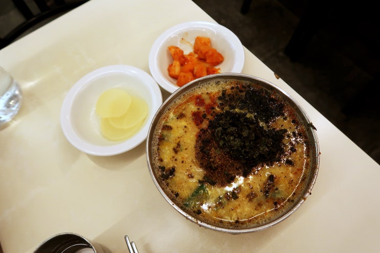  고속터미널 베테랑칼국수(베테랑분식)