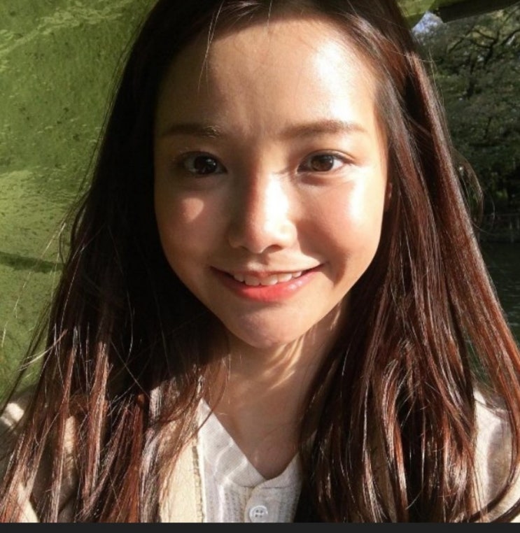  하연수 인스타그램 또 태도 논란.. 인성이 까칠하다? (하연수 그림) 제 2의 하프논란