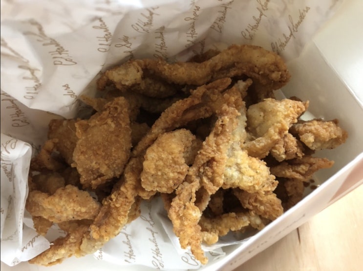  KFC 닭껍질튀김 먹어봤어요 !!!! (KFC 수원인계DT점)