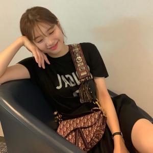  [리부트] 수지, ‘양예원 사건’ 2000만원 지급 판결 후…해외 일정차 싱가포르행
