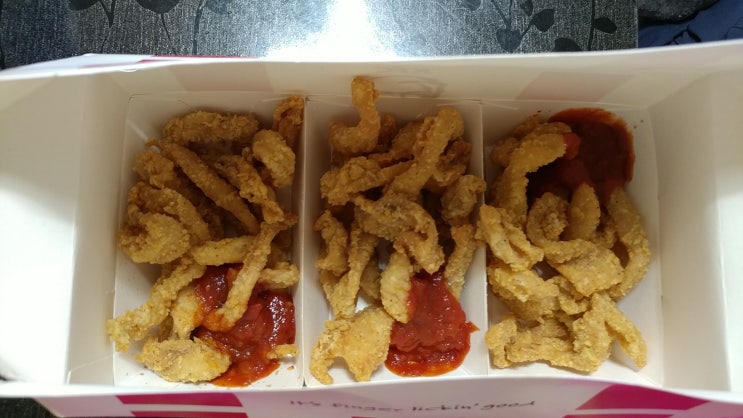  KFC 닭껍질 튀김 후기