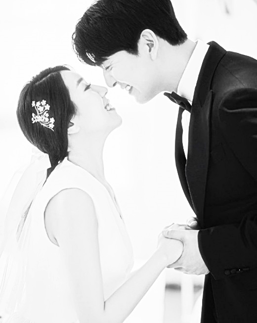  이필모 측 "서수연,  임신 맞아…2세 황금돼지띠, 올해 태어난다"