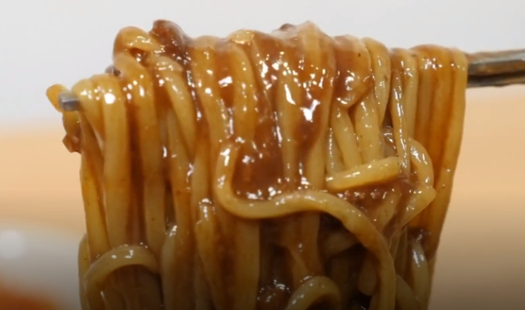  생방송투데이 맛스타그램 - 슈퍼 수타 등장! 진짜 중식을 맛보다 <코리안손짜장> 인생 분식 - 18년의 이야기가 담긴 추억의 즉석 떡볶이 <꼬시나떡볶이>