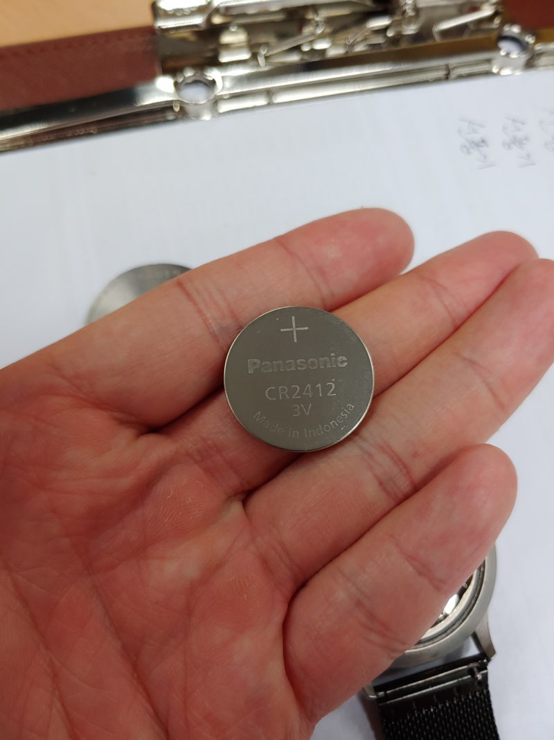 스카겐 하이브리드 스마트워치 배터리/건전지 CR2412, 얼마나 갈까? : 네이버 블로그