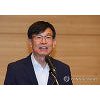 김상조 "다이내믹 코리아 회복 기초 닦는데 공정위가 선도해야" 김상조 "다이내믹 코리아 회복 기초 닦는데 공정위가 선도해야"