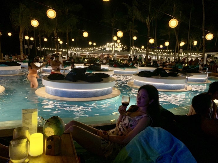  발리 짱구 핀스 비치 클럽의 낮과 밤_Bali FINNS Beach Club_발리 물가보다 비싸지만 완전 가볼만한 곳