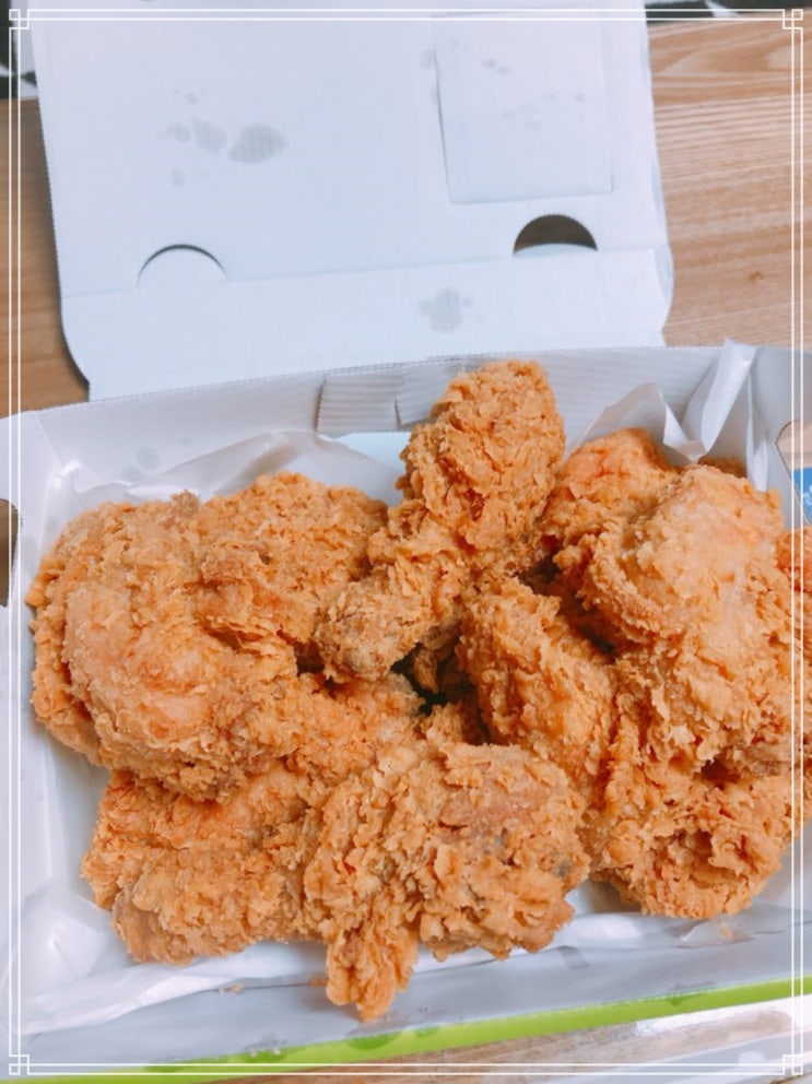  비비큐황금올리브치킨 저녁에 시켜서 먹었네요~