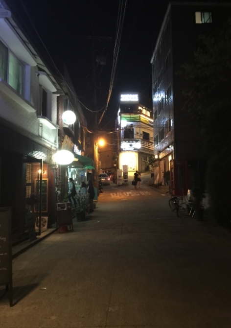  경리단길 사람도 많고 맛집도 많고