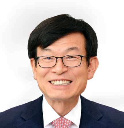  정책실장 김상조·경제수석 이호승…文대통령, 靑 경제라인 교체