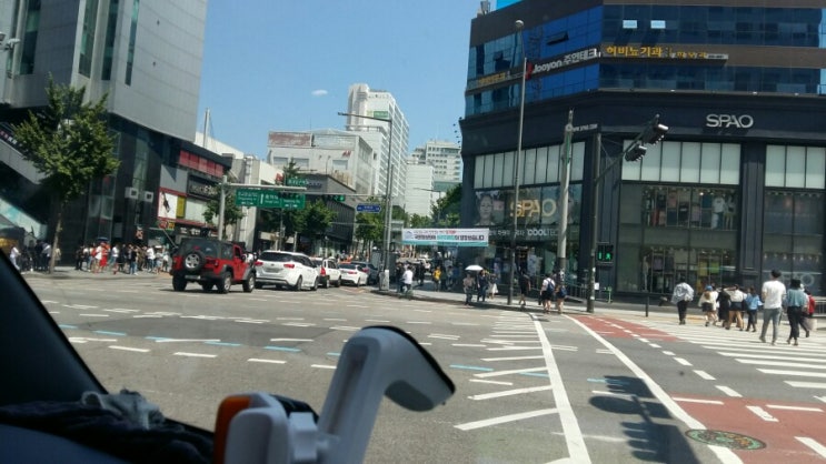 강남역 씽크대 배관 뚫어 세척하고 홍대 외벽본드 실리콘제거후  합정역  지나서 상일동 화재청소 현장으로 가는중 강변북로 많이 밀림