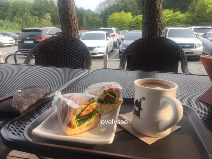  전민동체육공원 수영장 카페메종