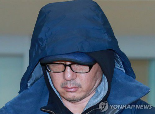  도피 21년 만에 붙잡힌 한보 정태수 아들 압송…'묵묵부답'(종합)