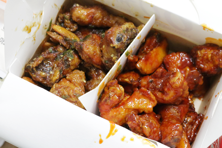  60계치킨 메뉴추천 고추치킨&양념치킨 반반 욤뇸~