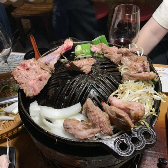  합정/홍대 "히츠지야" 양갈비 맛집 와인 콜키지 저렴!