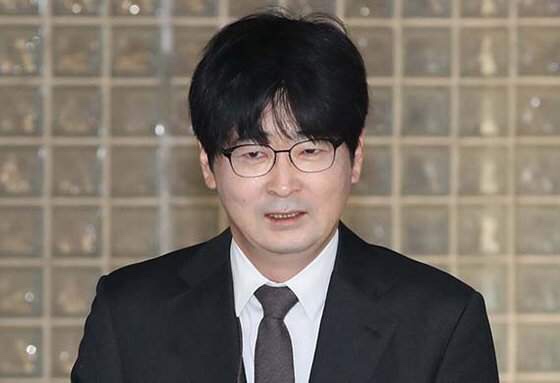  탁현민 여성비하 프로필