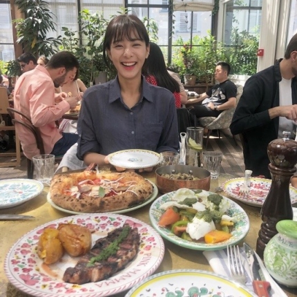  런닝맨 설인아 청하와 동갑내기 친구, 댄스학원 동기 사이??