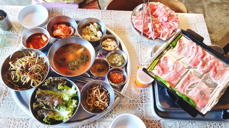  [홍대 맛집] 제주 돼지 생삼겹살을 급냉해서 썬 합정 냉동삽겹살 맛집 "산더미불고기"