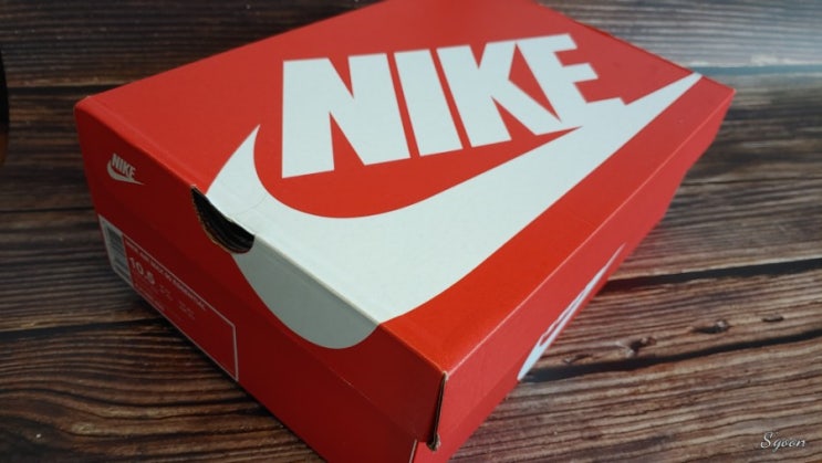  나이키 에어맥스 90 에센셜 싸카닷컴 구매후기 AIR MAX90 NIKE AJ1285403