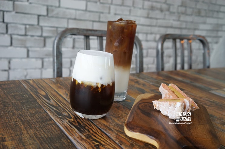  용인 케이브로스커피, 여유로운 느낌~