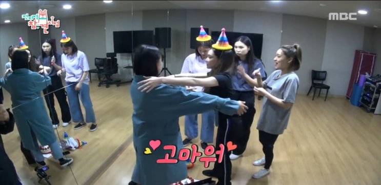 전지적참견시점 청하 수원통닭골목 남문통닭 매니저 클러치백 이승윤 나이아가라폭포,cn타워,스카이휠 전지적참견시점 청하 수원통닭골목 남문통닭 매니저 클러치백 이승윤 나이아가라폭포,cn타워,스카이휠