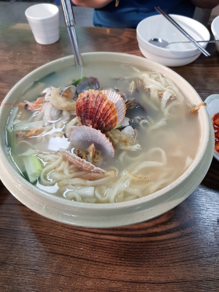  영종도 줄 서서 먹는 집  황해해물칼국수 다녀온 이야기