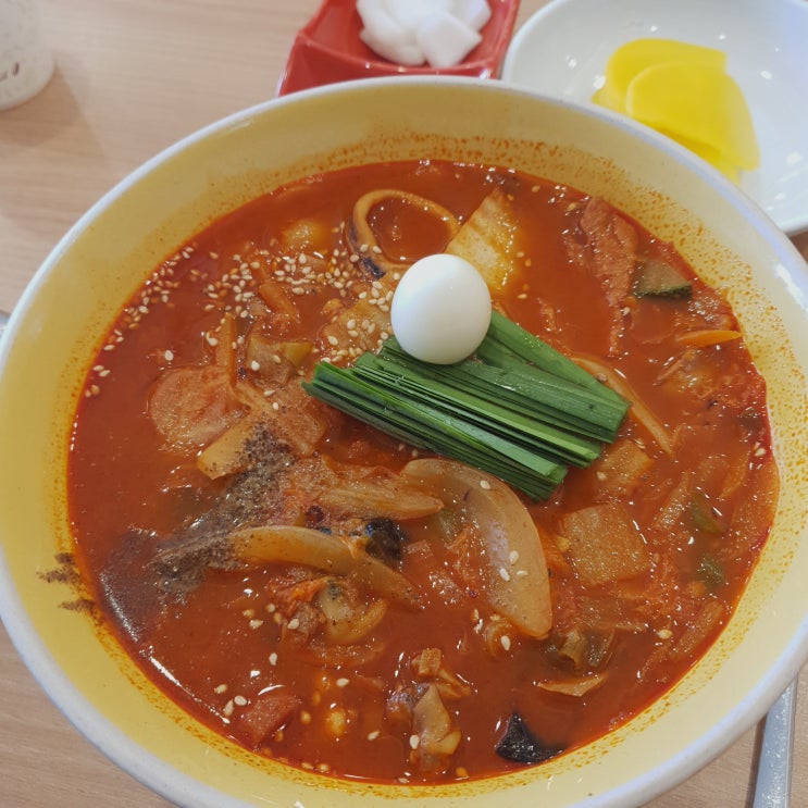  공주 신관동 짬뽕 국가대표 짬뽕 국뽕에서 혼밥 솔직 후기