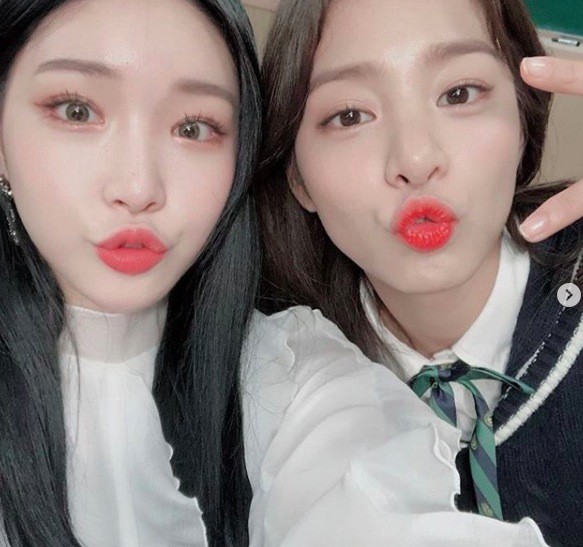  런닝맨 설인아 청하 나이 학력 성형전 나무위키