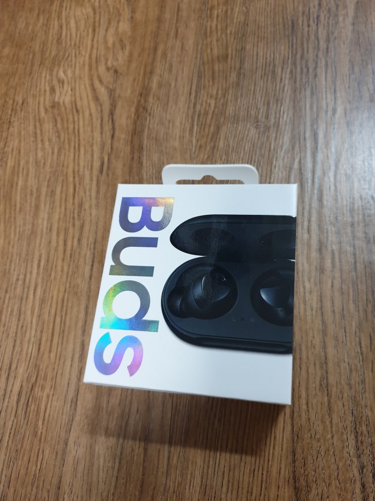 삼성 갤럭시 버즈 구입 후기 (페어링, 무선 충전, 갤럭시 버드, SM-R170 블랙) 삼성 갤럭시 버즈 구입 후기 (페어링, 무선 충전, 갤럭시 버드, SM-R170 블랙)