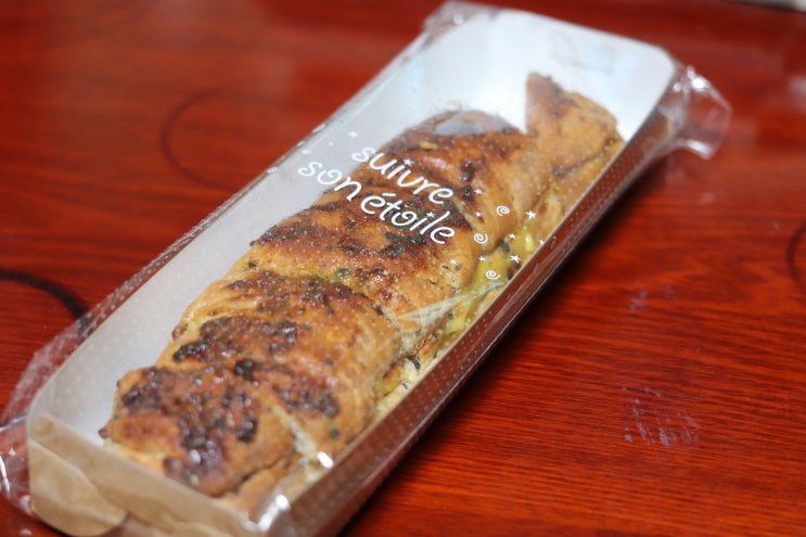 부산 남천동 : 빵천동 "시엘로"에서 대표 메뉴! 새우바게뜨를 사먹어 보았다 20190619
