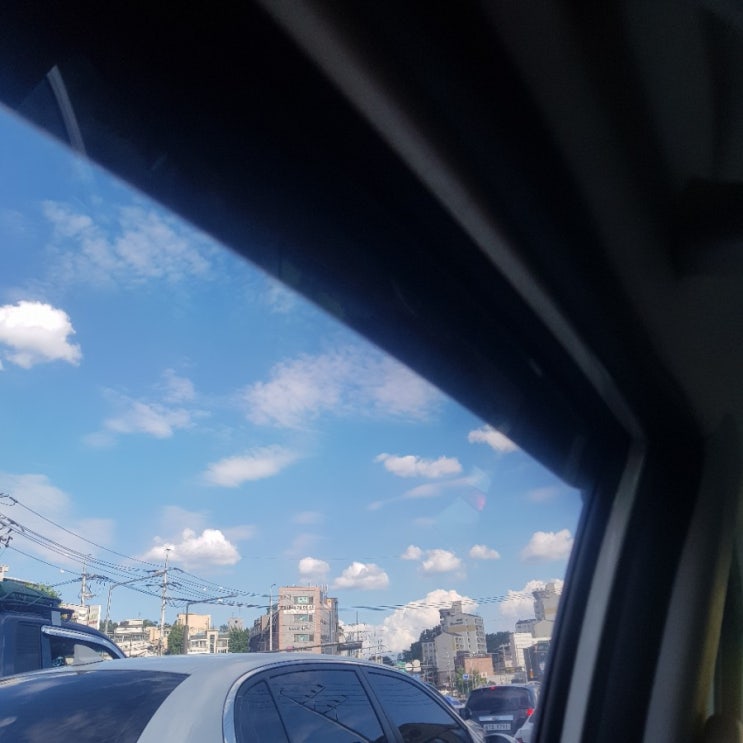  <토요일에 압구정, 그건 잘못된 선택> : 덕후선생, 한혜연 플리마켓
