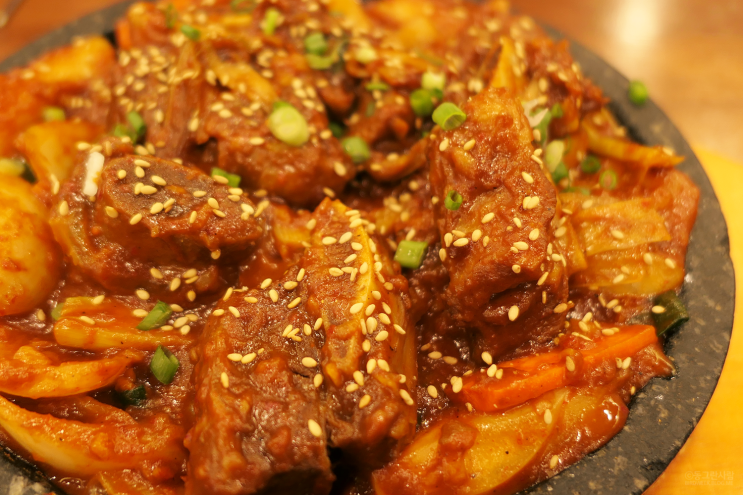  대구 대명동 갈비탕과 냉면 맛집 '교동면옥'