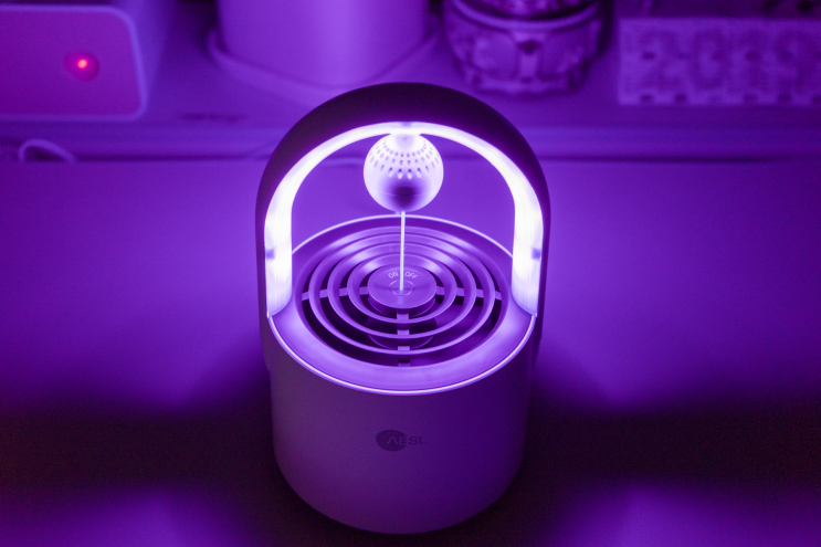  모기퇴치기 문라이트 UV LED 포충기