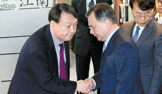 윤석열 총장'직후 ‘막강 검찰’ 조국·박상기 교체설 거론   