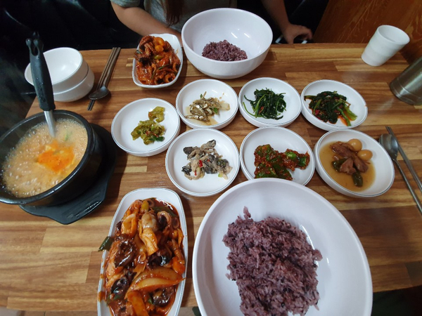  석계역 진짜 맛집!! 엄마마늘보쌈 점심 메뉴 맛집!!